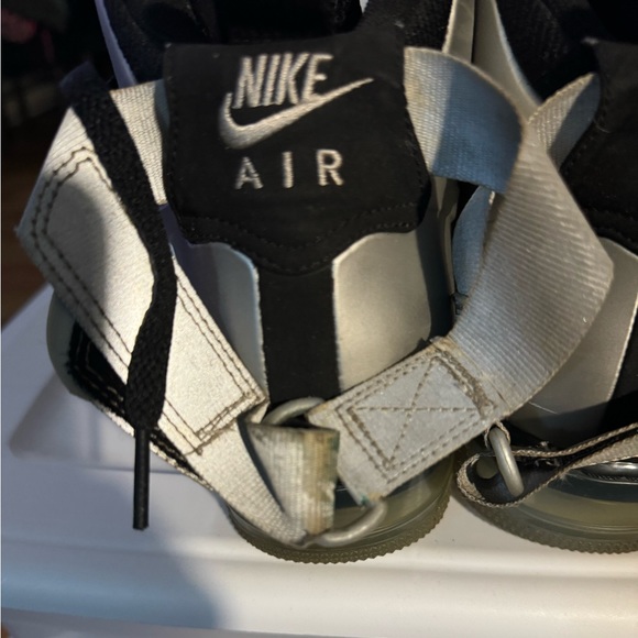 100% Authentic Nike Air Force 1 Foamposite…Used Sz. 9.5 - Picture 6 of 7